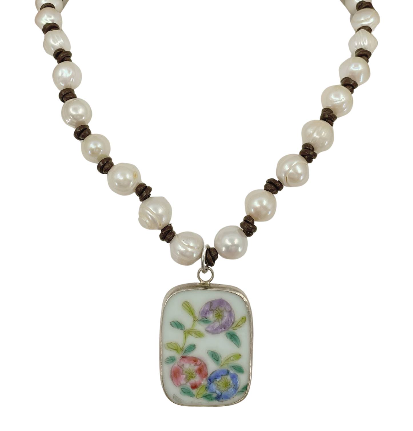 White Freshwater Pearl & Leather Necklace with Flower Pendant