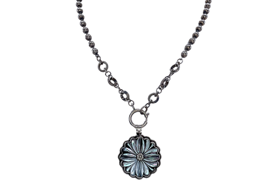 Small Mother Of Pearl Flower Necklace