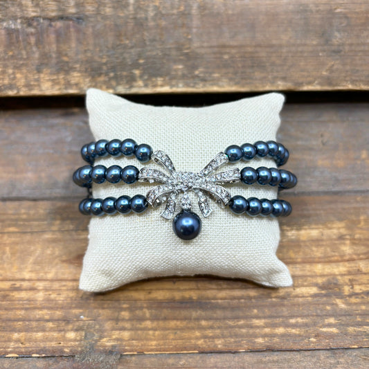 Rhinestone Bow & Blue Bead Stretch Bracelet