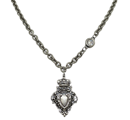 Sterling Plated 18" Chain with Queen of Hearts Pendant